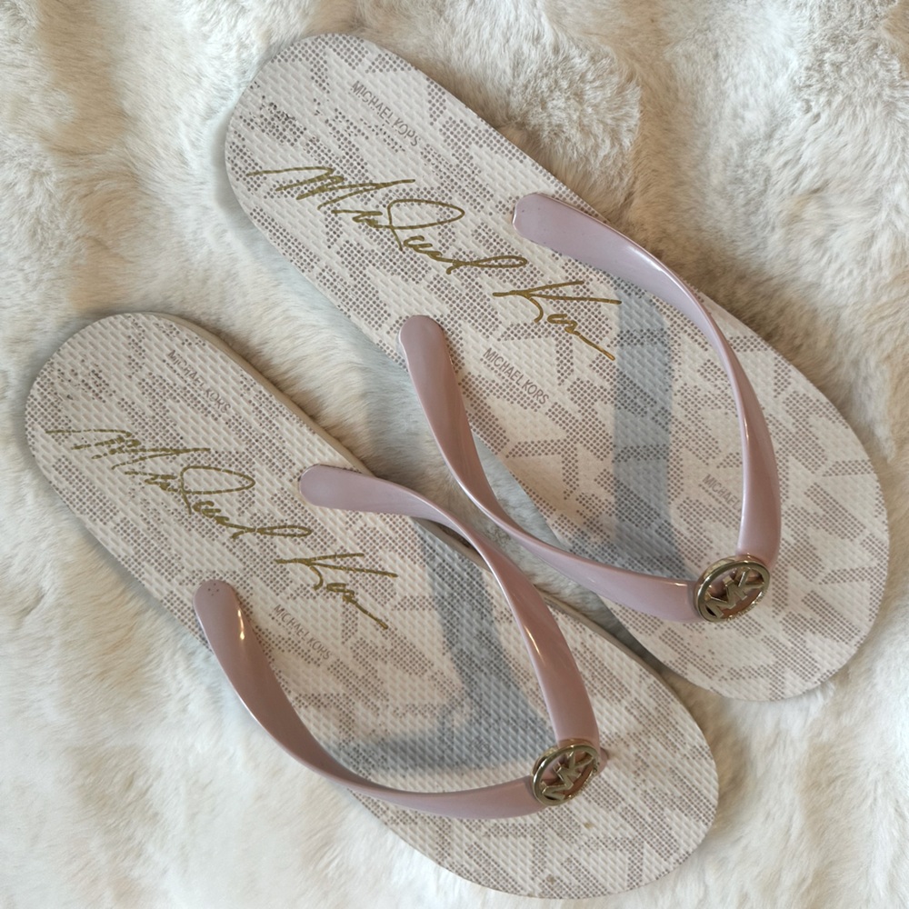 11 | MICHAEL KORS White & Pink Monogram Sandals - Picture 4 of 12